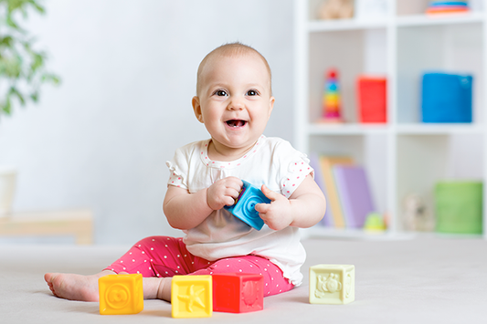 Actividades y juegos para un bebé de 11 meses